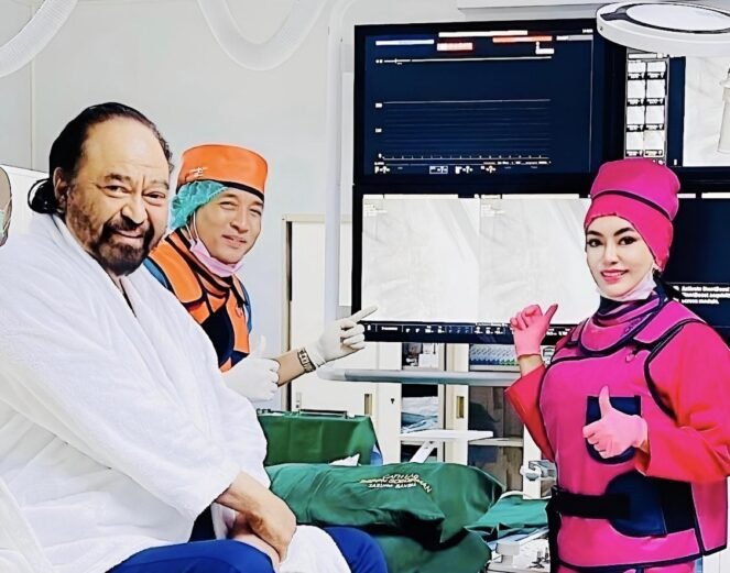 Prof Deby bersama Surya Paloh